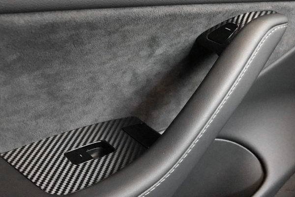 TS:LA Carbon Interior Design - Image 3